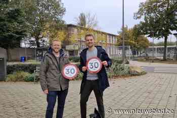 Groen Hoboken voert actie voor zone 30 in Lageweg: “Hier wordt absurd snel gereden”