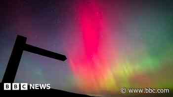Northern Lights dance across Yorkshire skies