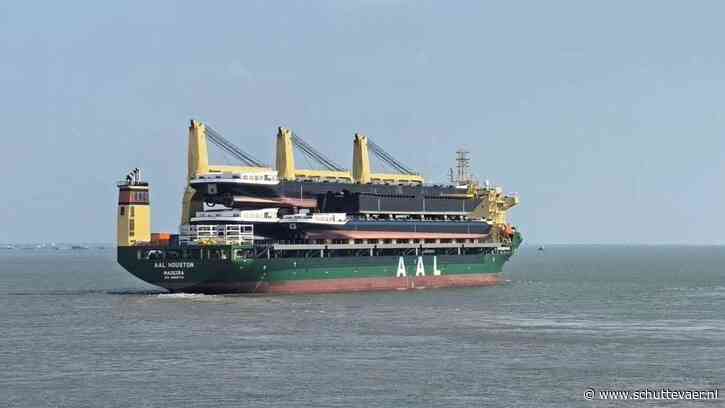 Nieuw casco voor Alpinist onderweg vanuit China naar voor afbouw