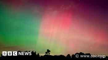 Northern Lights show seen across south's skies