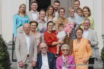 Jan (89) en Paula (86) vieren briljanten huwelijksverjaardag met hele familie