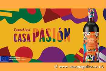 Campo Viejo hosts giant 'paint and sip' in Covent Garden