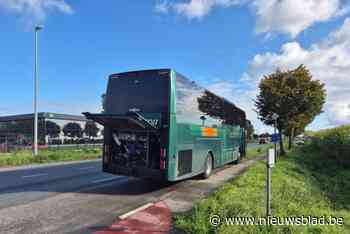 Vijfendertig kleuters stranden met bus op weg naar Bulskampveld, brandweer brengt hen in veiligheid in kazerne