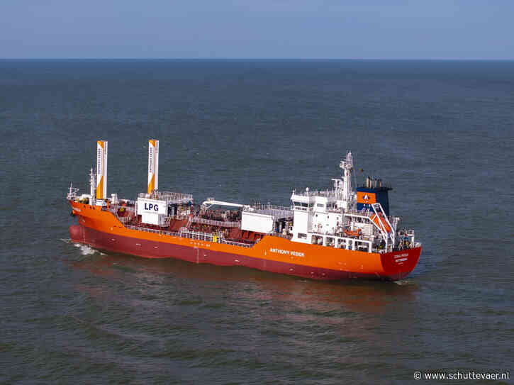 Anthony Veder installeert VentoFoils op gastanker Coral Patula