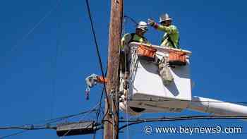 Track power outage numbers across the Bay area