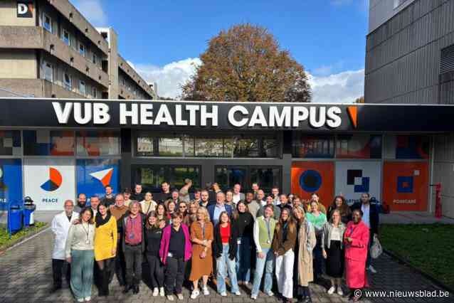 Onderzoeksgroep VUB deelt 500 groene lintjes uit om bewustzijn rond geestelijke gezondheid te vergroten