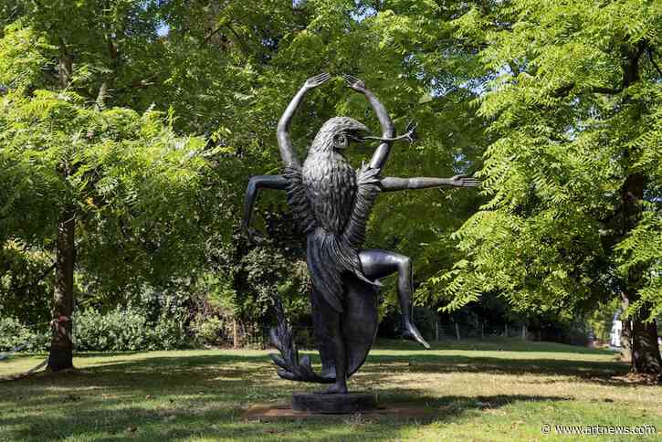 Frieze Sculpture Gets Sexy, Serious, and Playful in London’s Regent’s Park