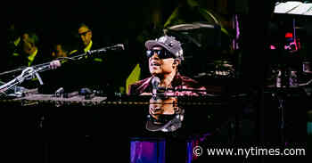 Stevie Wonder Live: A Night of Love and Mischief