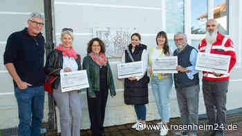 Förderverein der ehemaligen Kommunalen Realschule Prien verteilt sein Restgeld