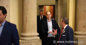 Evan Gershkovich, U.S. Journalist Imprisoned in Russia, Will Publish a Memoir