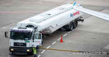 Flughafen Düsseldorf: Tankwagen verliert Kerosin unter Passagiermaschine