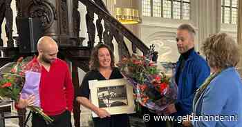 Else Gootjes krijgt prijs voor onderzoek naar slavernijverleden van Arnhem