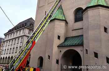 FW-M: Mann vom "Alten Peter" gerettet (Altstadt)