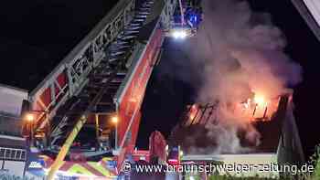 Großeinsatz für Feuerwehr Gifhorn: Haus brennt in Bergstraße