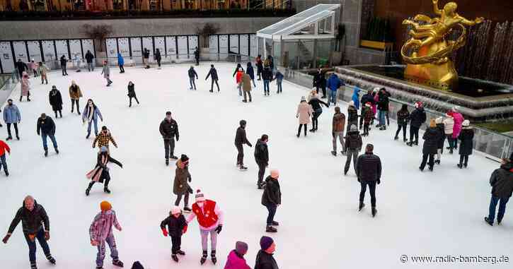 Eislaufbahn am New Yorker Rockefeller Center eröffnet