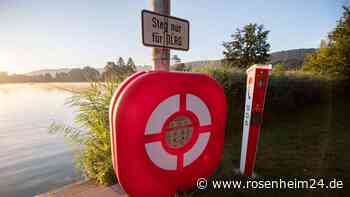 Tödlicher Badeunfall in Oberbayern: Mann (67) leblos aus Wasser geborgen