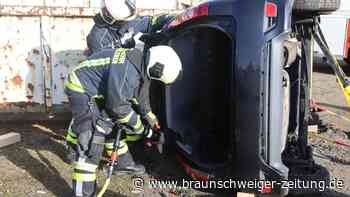 24 Stunden im Einsatz – Feuerwehren üben in Peiner Kernstadt