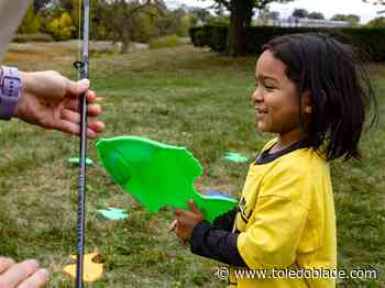 Photo Gallery: Urban National Wildlife Refuge Day at Navarre Park