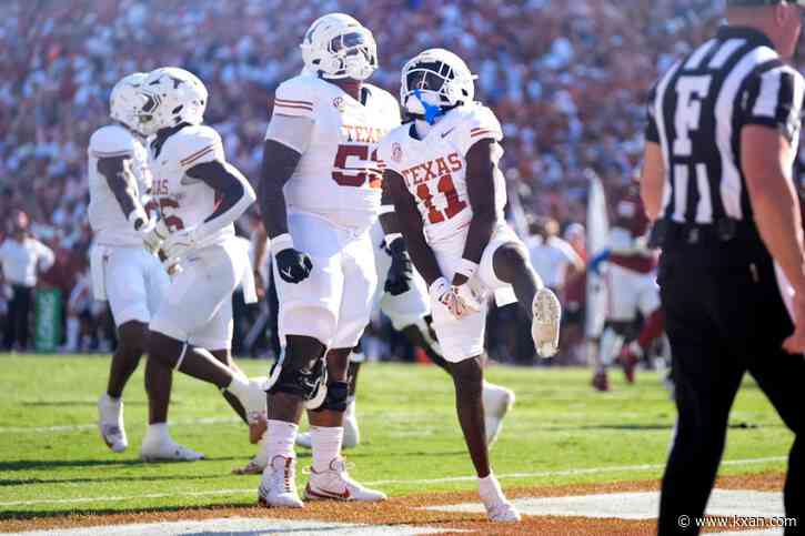 No. 1 Texas stays perfect with 34-3 Red River Rivalry win over No. 18 Oklahoma