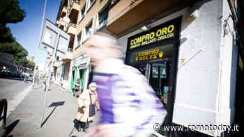 Compro oro e credito su pegno sono fabbriche di denaro. I giovani nel Lazio si liberano dei gioielli di famiglia