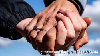 Wo diese Paare in Zeiten vor Tinder und Co. die große Liebe fanden