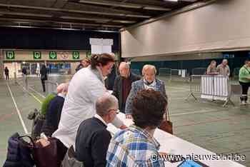 LIVE REGIO ROESELARE. De stembureaus zijn open, de eerste kiezers stromen toe