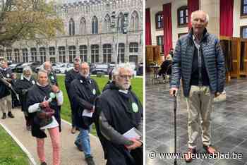 LIVE WESTHOEK. Norbert (92) gaat stemmen: “Een noodzaak”, Groen in rouwstoet door centrum Ieper