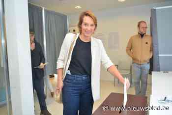 Lijsttrekker Elisabeth Meuleman hoopt te kunnen feesten na intensieve campagne: “Ben met nationale politiek gestopt om mij op Oudenaarde te focussen”