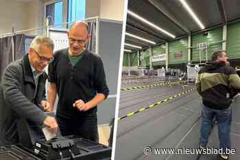LIVE REGIO LEUVEN. Burgemeesters brengen stem uit, opvallend weinig volk aan stembureaus
