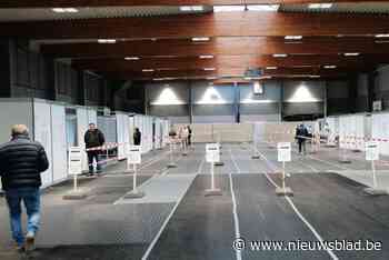 LIVE MEETJESLAND. Grote drukte aan stembureaus blijft uit, heel wat kopstukken kwamen al stemmen: “Ik wou het volk voor zijn, maar ik had even goed nog langer kunnen slapen”