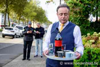 Bart De Wever had geen goeie nacht: “Ik heb geslapen als een baby. Twee uur slapen, wakker worden, en bleiten…”