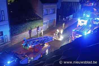 Twee branden in een nacht in Deinze: Eén woning onbewoonbaar, één persoon naar ziekenhuis