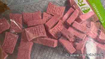 Tusi, la costosissima cocaina rosa sequestrata dai carabinieri. Al dettaglio avrebbe fruttato oltre 100mila euro