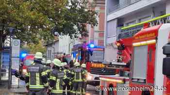 Wohnung in Rosenheimer Innenstadt in Flammen: Sechs Personen verletzt