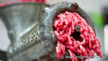 Junger Mann (22) gerät mit Arm in Fleischwolf – schwer verletzt