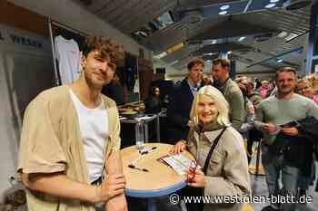 Mental-Magier kann Gedanken lesen: Timon Krause verblüfft Publikum in Beverungen