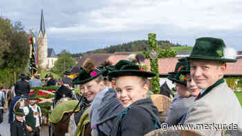 Schee war‘s: Auftakt zu den Rosserer-Feiertagen im Oberland