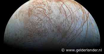Jupitermaan Europa heeft mogelijk gigantische oceaan onder ijsmantel: VS zoekt uit of daar leven zit