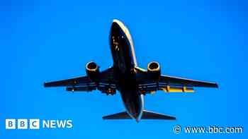 Boeing to axe a tenth of its workers as strike continues