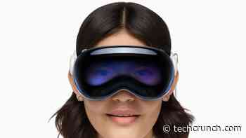 Apple might release a $2,000 Vision headset next year