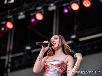 Sarah Toscano: dopo Amici ecco i "Tacchi (fra le dita)"