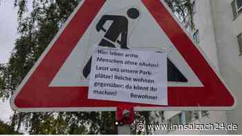 „Hier leben arme Menschen“ – Bewohner wütend über Parkplätze für E-Autos