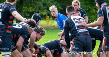 Lars (18) inspireert tussen 30 ruige mannen, vol adrenaline en testosteron