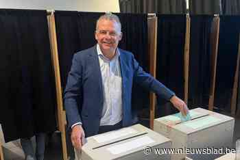 VERKIEZINGEN BREDENE. Vooruit verliest absolute meerderheid