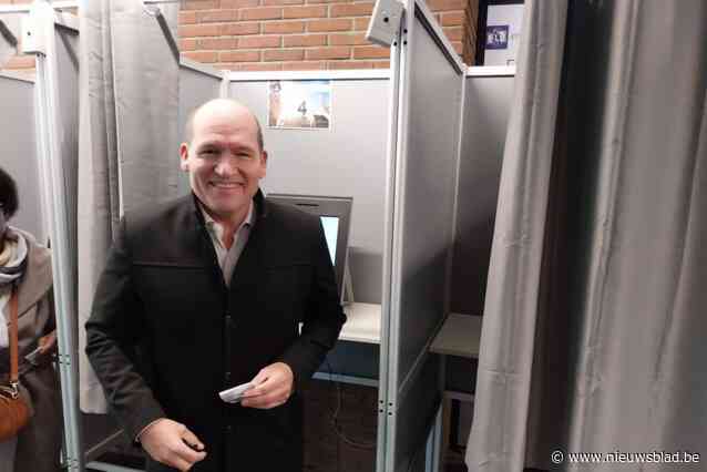 VERKIEZINGEN BRUSSEL. Lijst PS-Vooruit blijft de grootste: “Hij heeft de kans om een progressieve meerderheid te vormen”