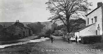 Pendleton before walls built to stops homes from being flooded