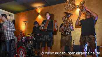 Wo getanzt werden kann, geht es bei Dießener Musiknacht besonders eng zu