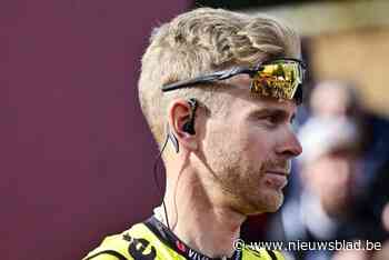 Julien Vermote aan zijde van uittredend winnaar Vader in Guangxi