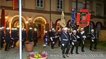 Großer Zapfenstreich in Bad Wildbad: Würdiger Rahmen für Feuerwehr-Abschied