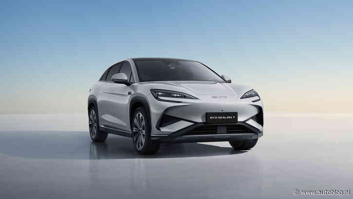 BYD Sealion 7 aast op de Tesla Model Y